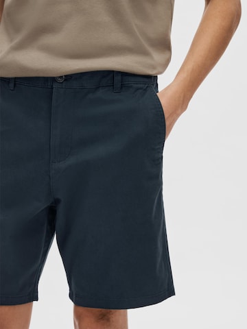 SELECTED HOMMEregular Chino hlače 'Bill' - plava boja
