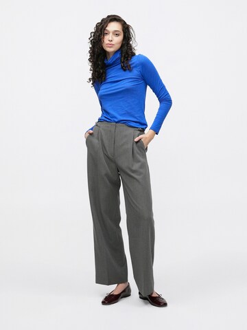 Wide leg Pantaloni con pieghe 'SLOANE' di Abercrombie & Fitch in grigio
