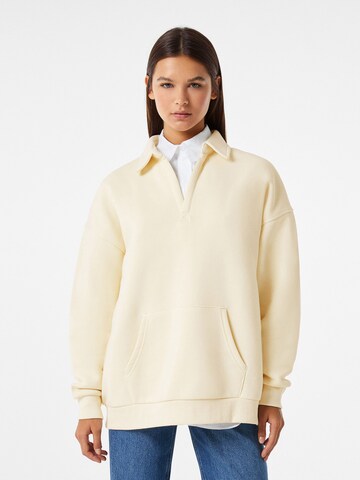 Bershka Sweatshirt i beige: framsida