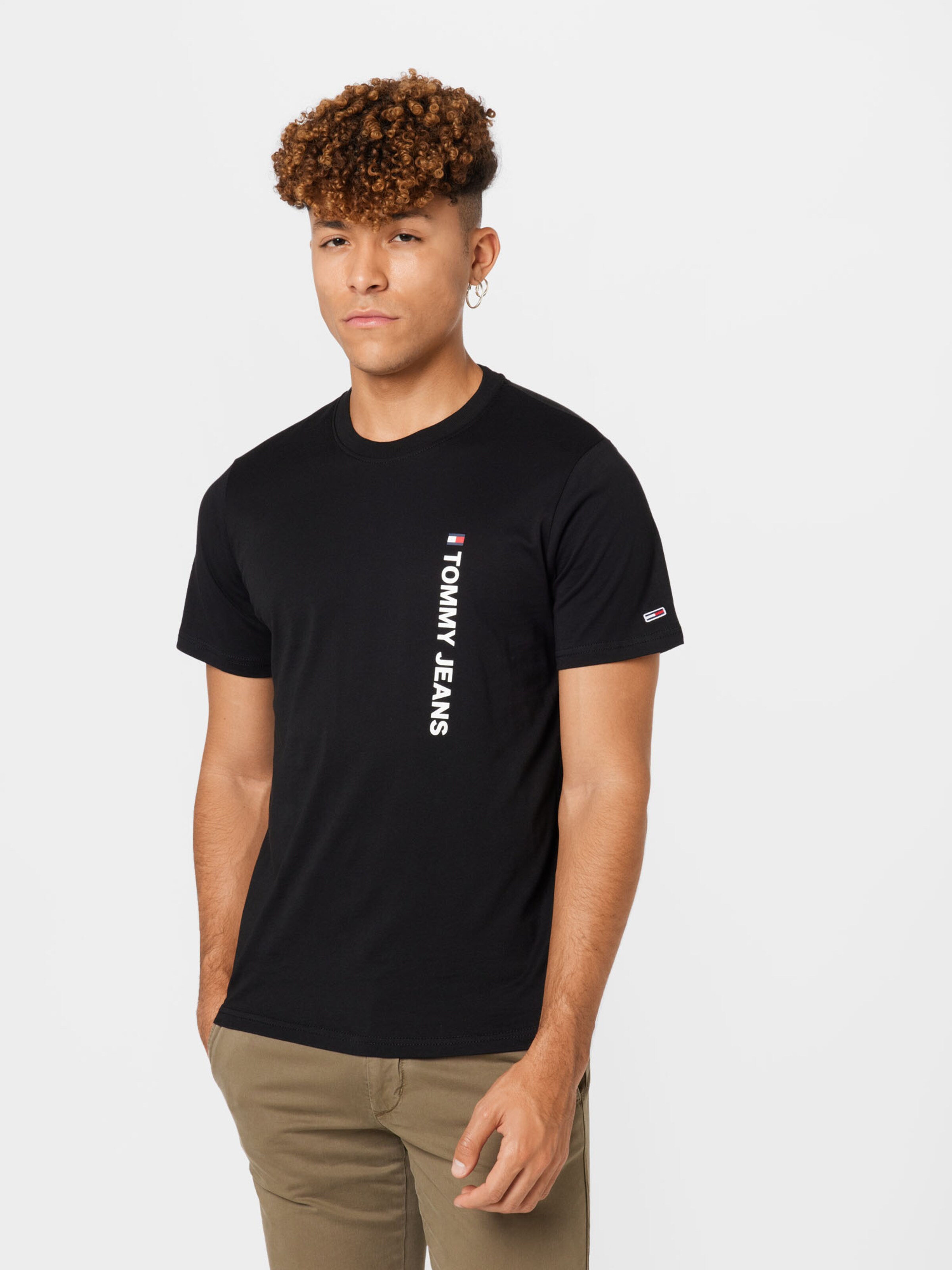 Männer Shirts Tommy Jeans T-Shirt in Schwarz - WX81130
