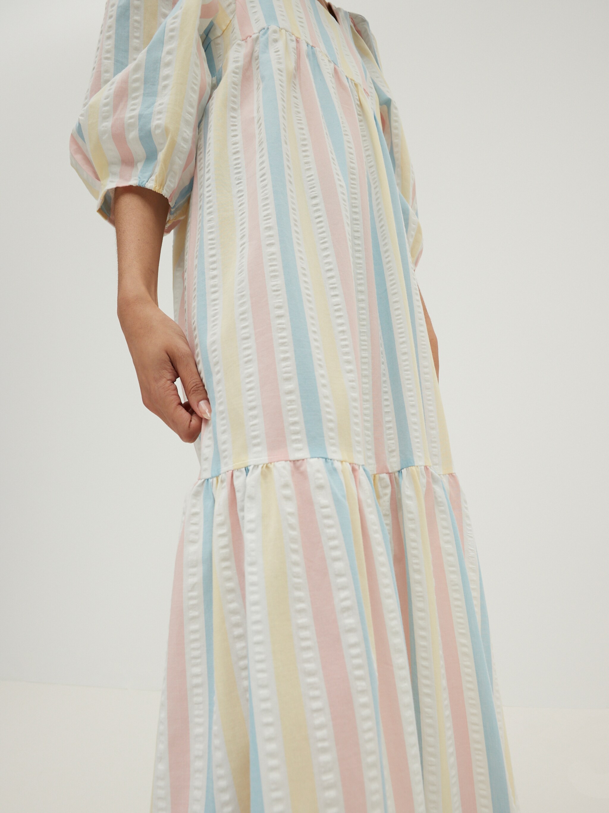 EDITED Produkte Kleid 'Chaya' hellblau