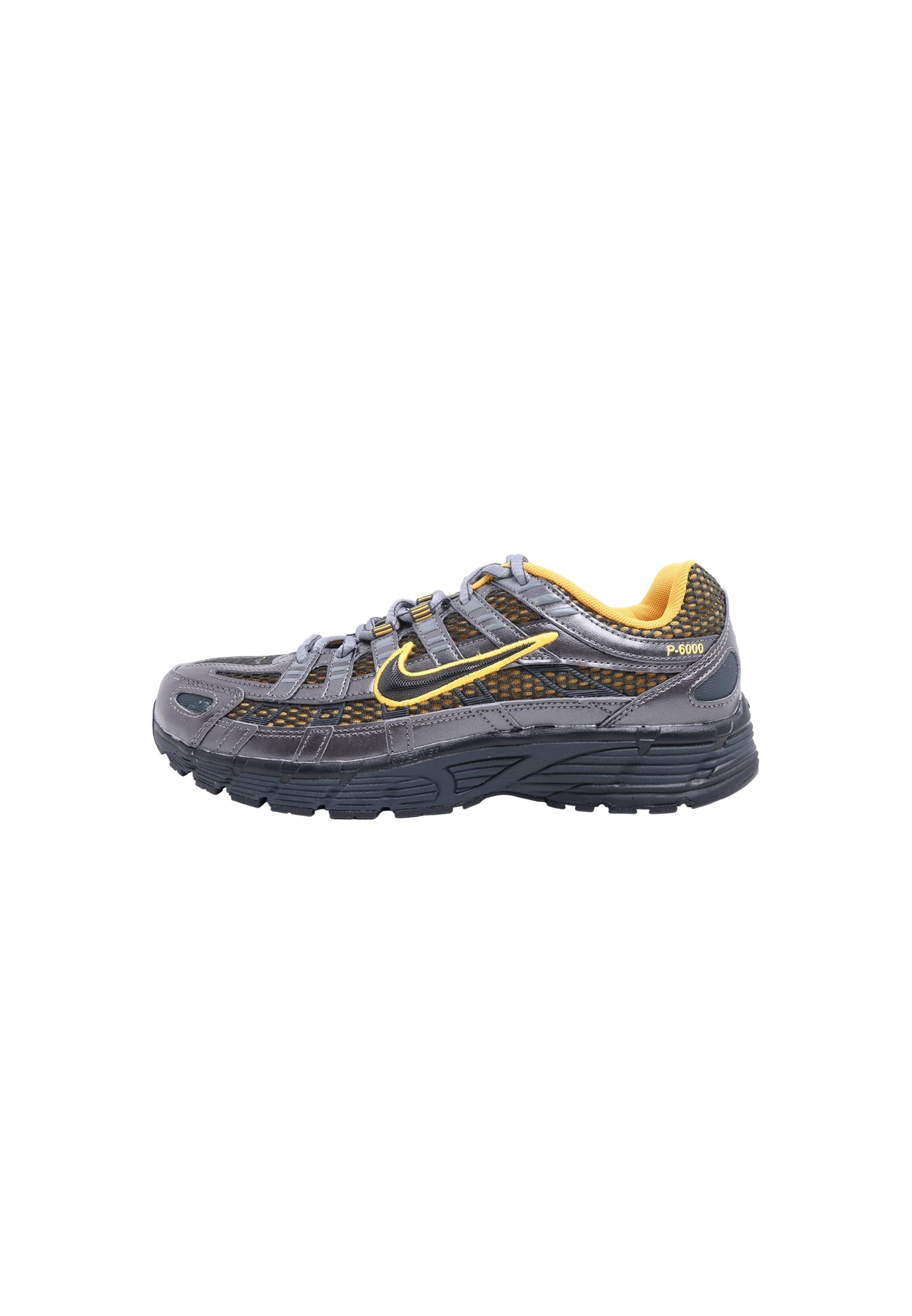 Nike Sportswear Baskets basses 'P-6000' en 39 en moutarde / noir / argent, Vue avec produit