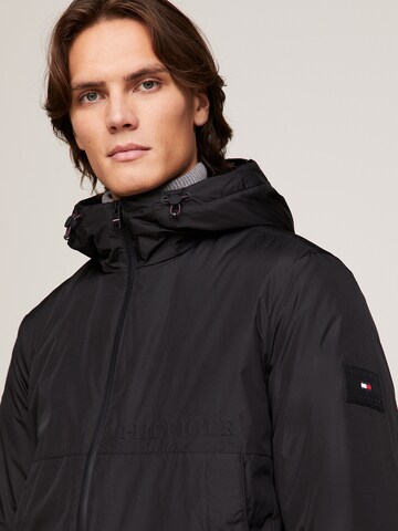 TOMMY HILFIGER Jacke in Schwarz