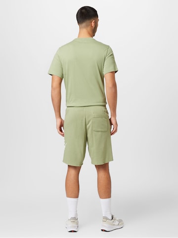 Nike Sportswear - Loosefit Pantalón en verde