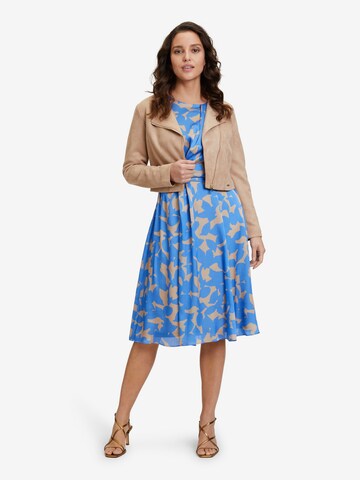 Betty & Co Kleid in Blau