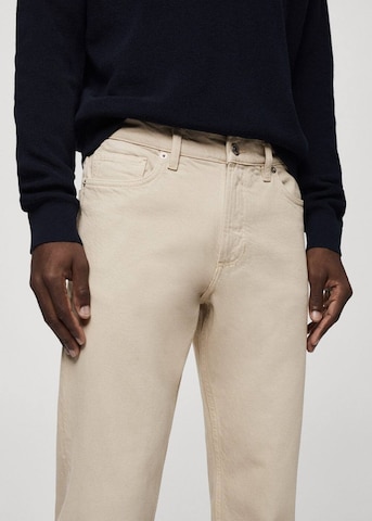 MANGO MAN Tapered Farkut 'Ben' värissä beige