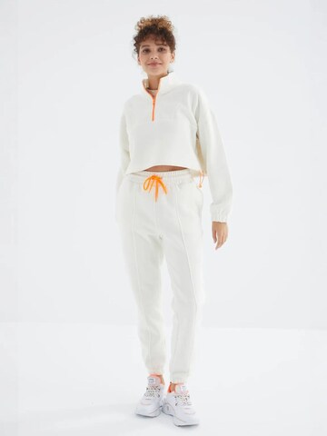 Tommy Life Tepláková souprava 'Aktive Sets' – bílá