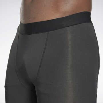 Reebok Sportunterhose in Schwarz