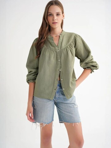 MixRay Blouse in Green: front