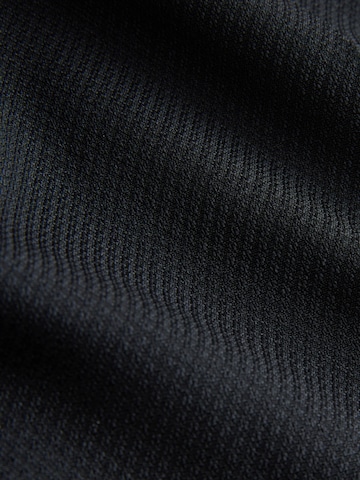 Next Слим Плиссированные брюки в Черный