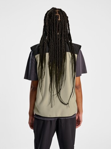 HALO Vest in Beige