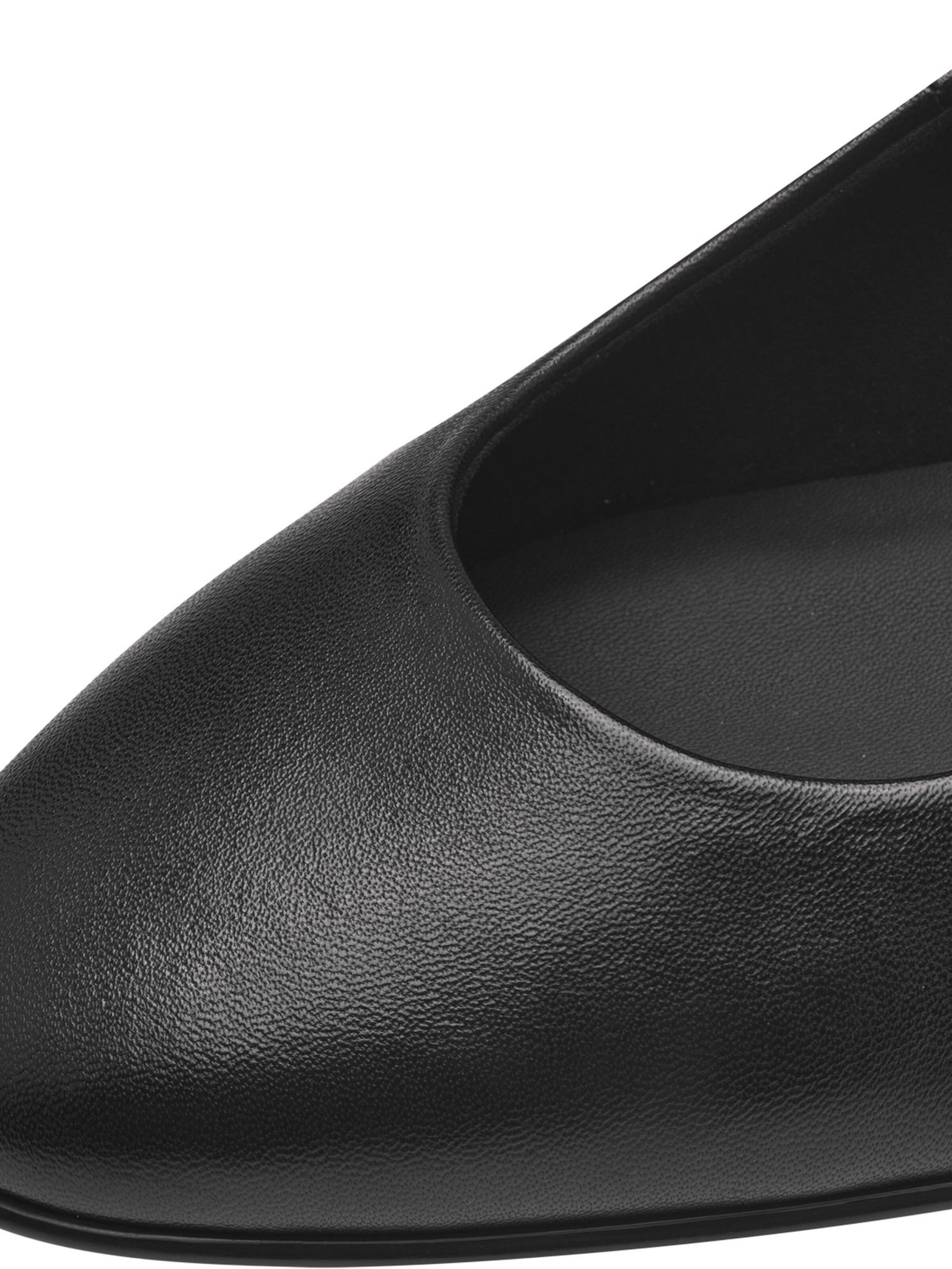 Tamaris Pumps in Black