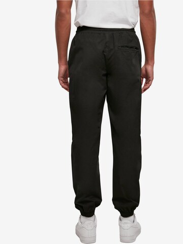 Urban Classics Tapered Broek in Zwart