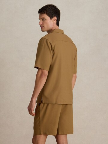 DAN FOX APPAREL Regular fit Skjorta 'Ryan' i brun