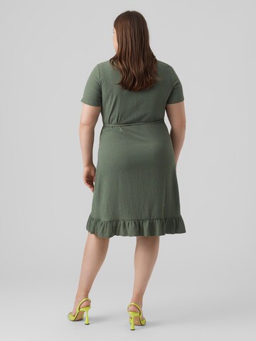 Vero Moda Curve Kleid 'Haya' in Grün