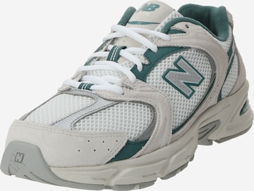 Sneaker bassa '530' di new balance in argento: frontale