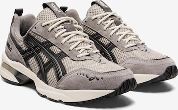 ASICS SportStyle Matalavartiset tennarit 'GEL-1090' värissä harmaa