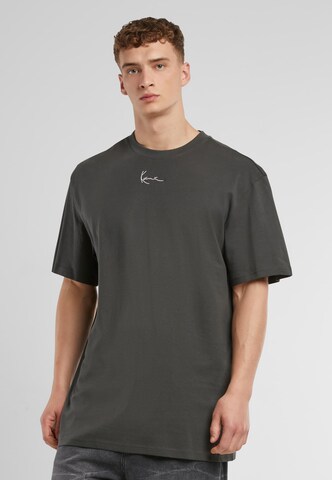 Karl Kani T-shirt 'Icy Dancer' i svart: framsida