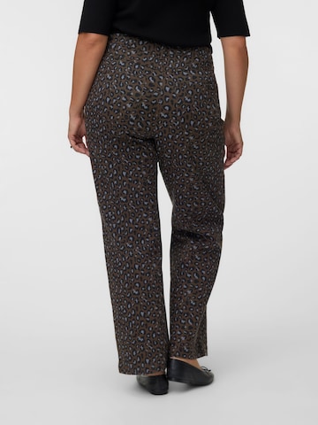 Vero Moda Curve Flared Jeans 'VMTessa' in Bruin