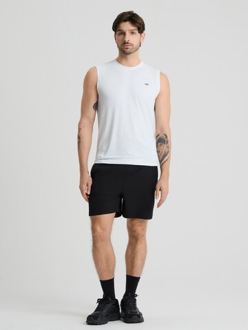 NoWear Shirt in White: front