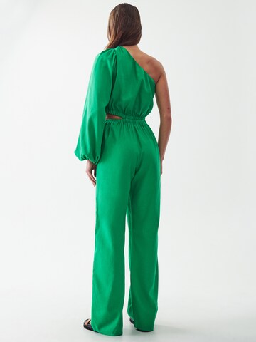 Calli Jumpsuit 'ZANDRA' i grøn: tilbage