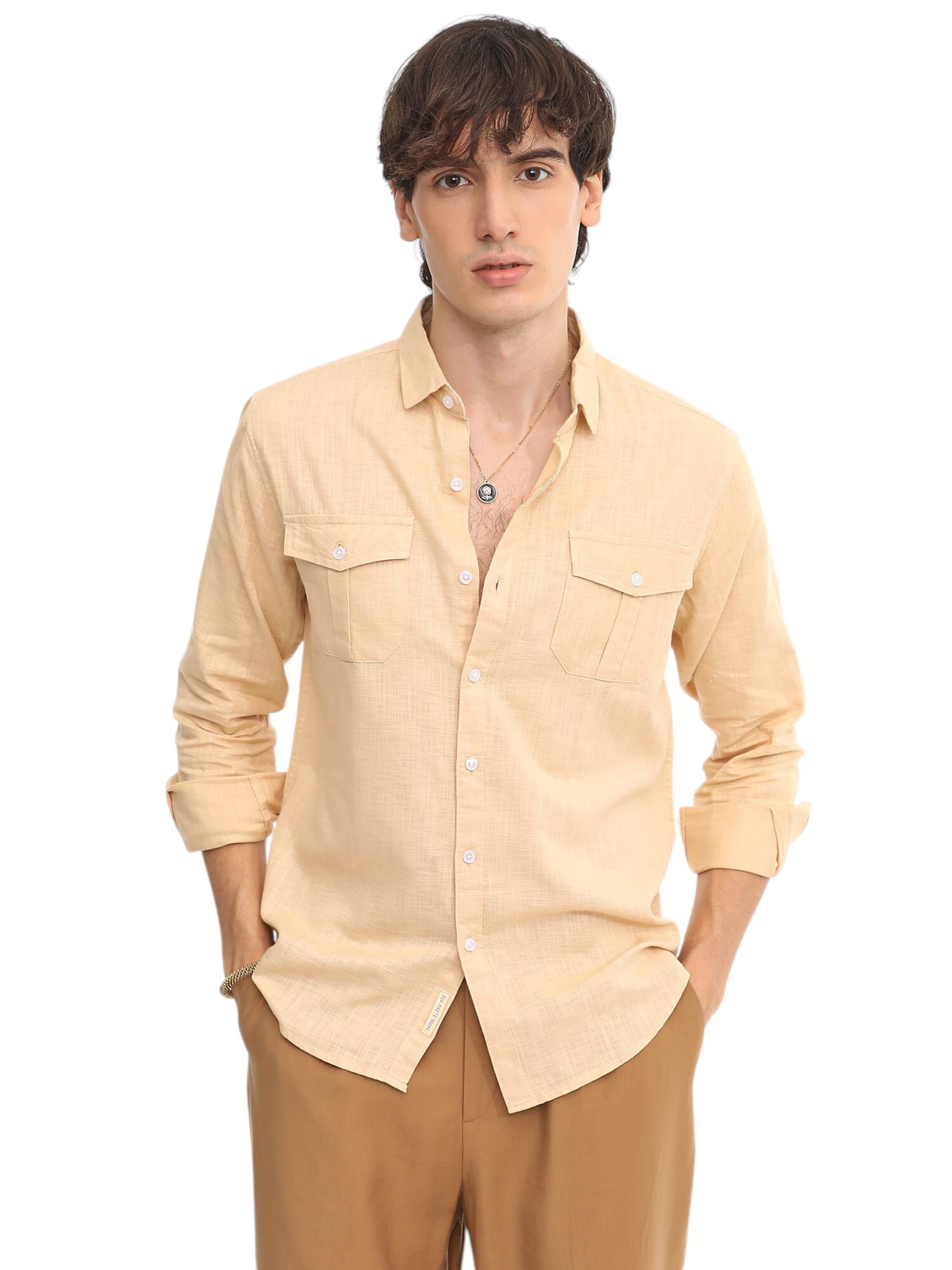 Campus Sutra - Ajuste regular Camisa ' Ariah ' en amarillo: frente
