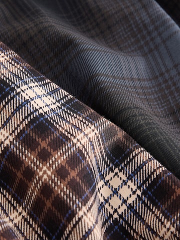 Next Pyjamas lång i beige