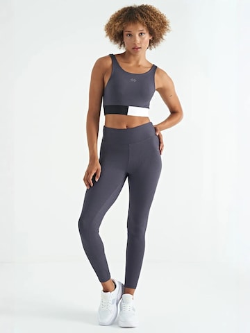 Haut de sport 'Aktive Oberteile' Tommy Life en mélange de couleurs