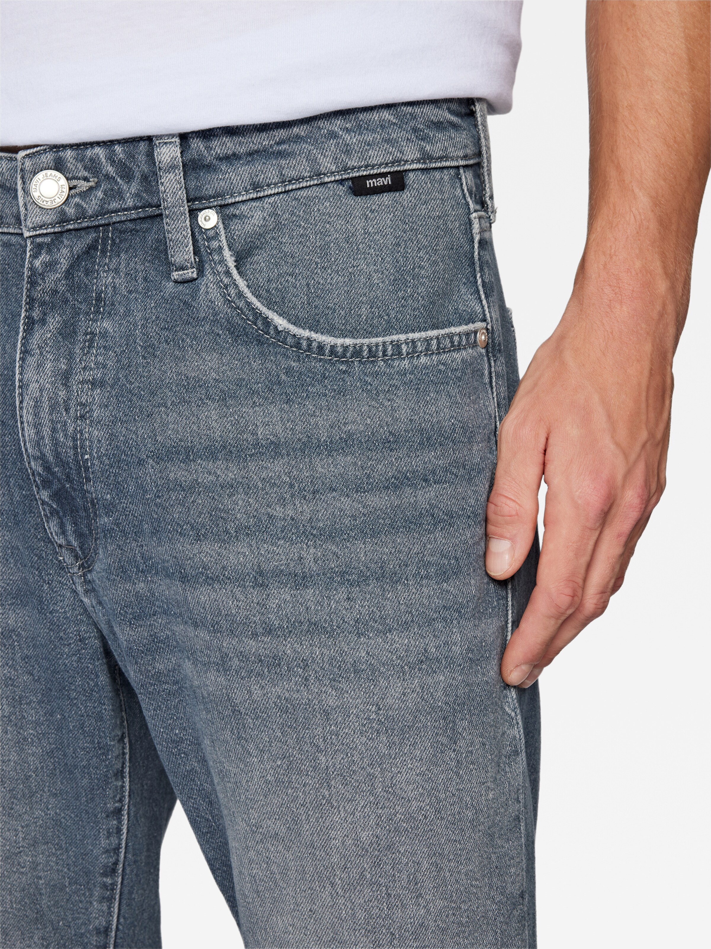 Mavi Tapered Jeans 'Luka' in Blauw