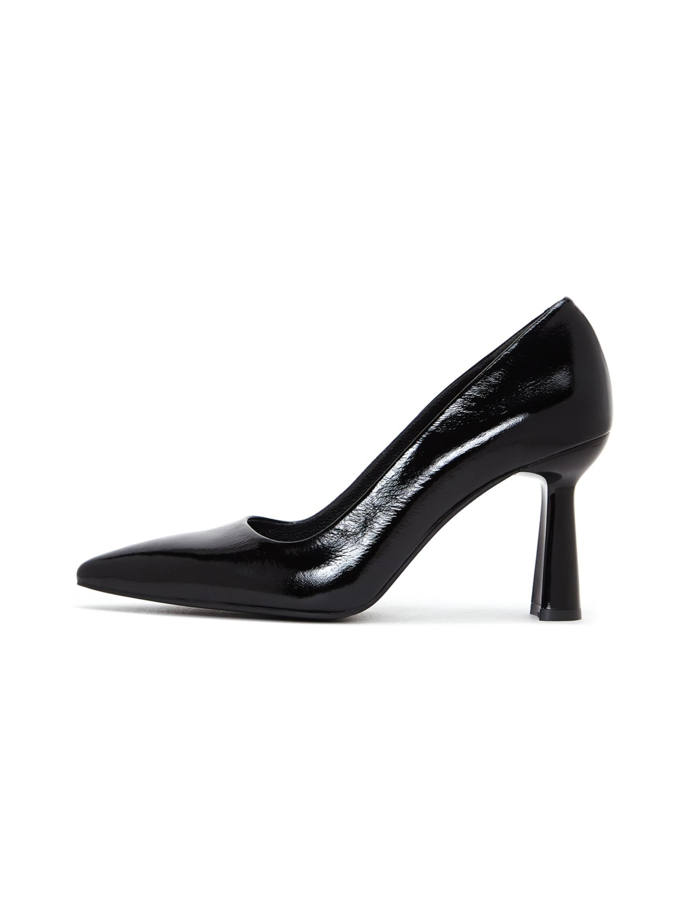 Derimod Pumps in Black: front