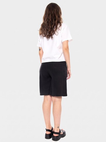 Baggy Pantalon 'SHORT HIGH WAIST BLACK' wild pony en noir