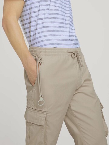 regular Pantaloni cargo di TOM TAILOR DENIM in beige