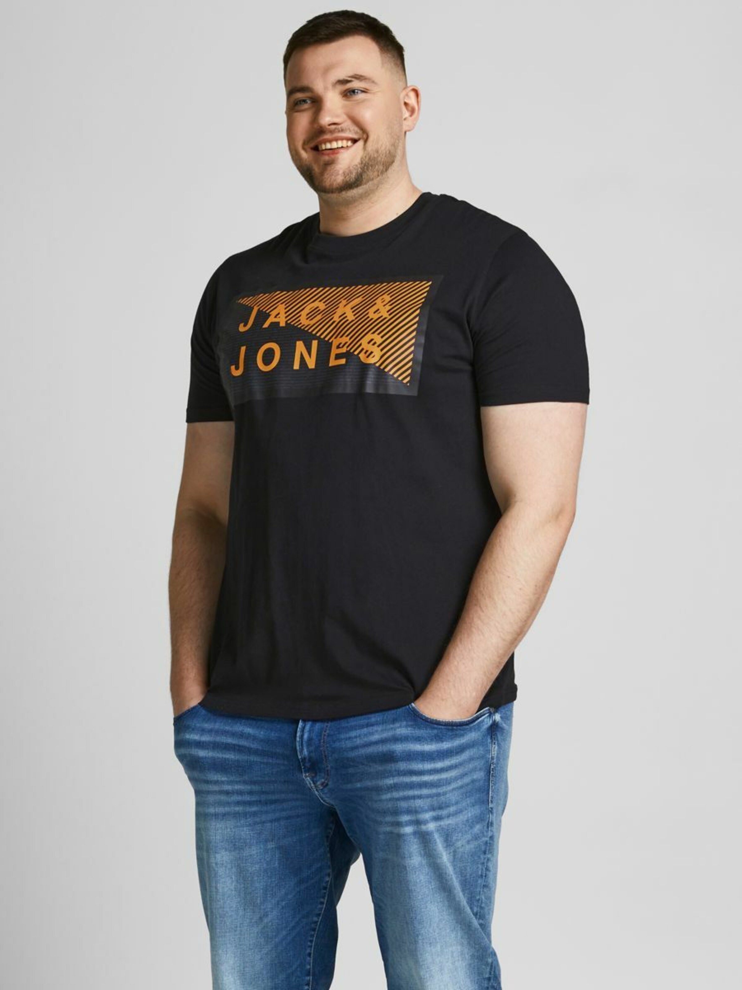 Männer Große Größen Jack & Jones Plus T-Shirt in Schwarz - XH74764 Männer Große Größen Jack & Jones Plus T-Shirt in Schwarz - XH74764