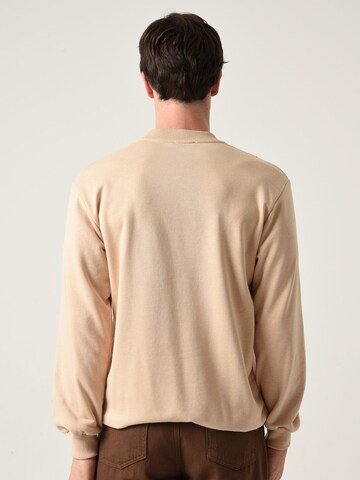 Antioch Sweatshirt in Beige