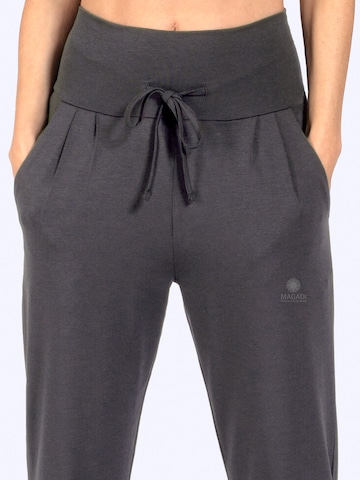 Magadi Regular Workout Pants 'Susan' in Grey
