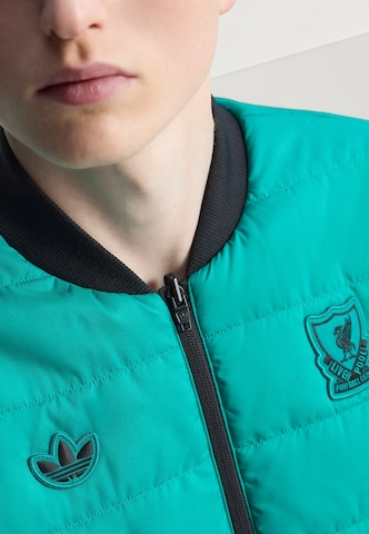 ADIDAS ORIGINALS Trainingsjack 'FC Liverpool Terrace Icons' in Zwart