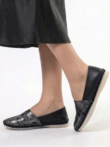 Maciejka Schuhe in Schwarz
