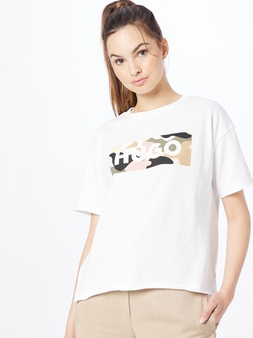 HUGO Red - Camiseta en blanco: frente