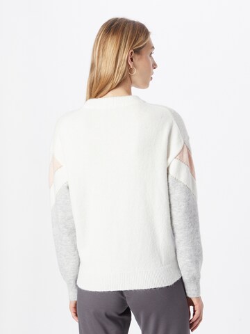 ABOUT YOU Pullover 'Janine' in Grau