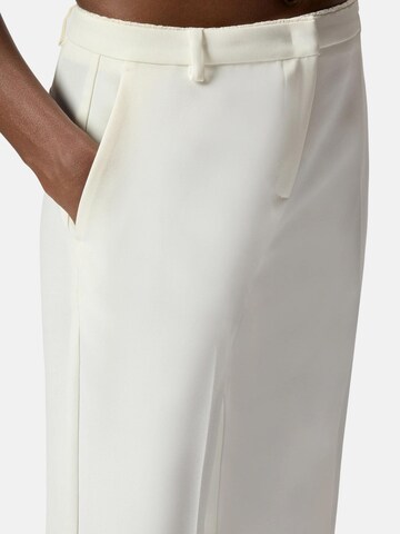 PINKO Regular Trousers with creases in White