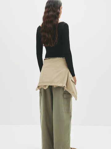 Pull&Bear Paitabody värissä musta