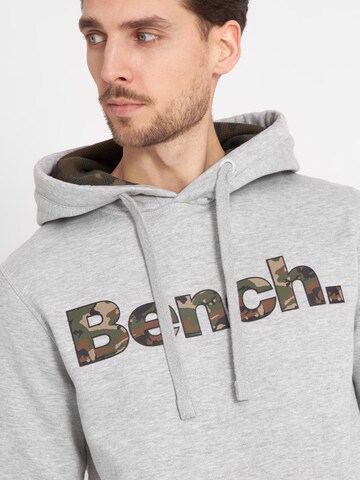 BENCH Sweatshirt i grå