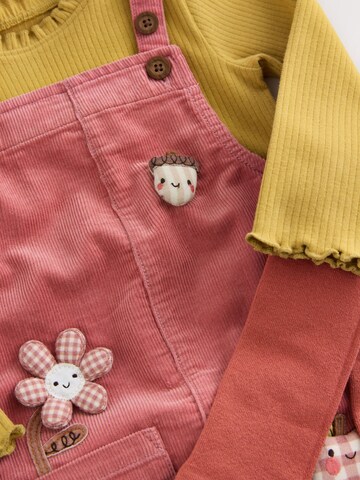 Next - Conjunto en amarillo