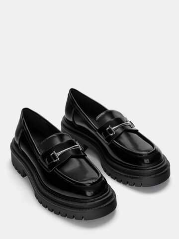Chaussure basse Pull&Bear en noir