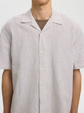 Fit confort Chemise 'SLHClay' SELECTED en blanc