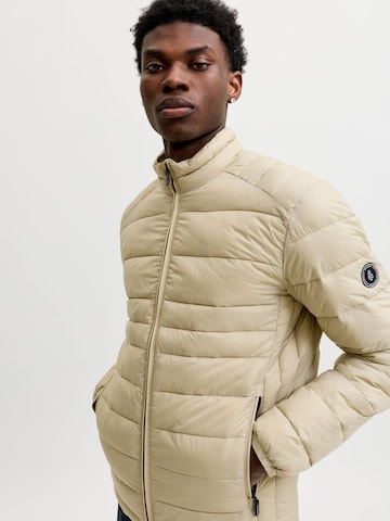 JACK & JONES Overgangsjakke 'JJEKingsley' i beige