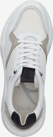 Sneaker bassa di BRAX in bianco