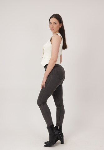 Gilet da completo di Elara in bianco