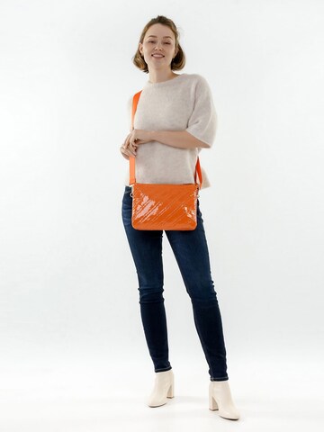 Emily & Noah Crossbody Bag ' E&N Belinda ' in Orange: front