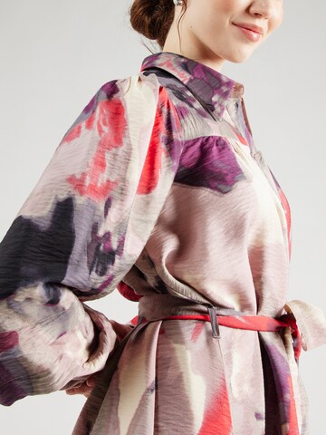 Abito camicia 'YASKAMINA' di YAS in beige
